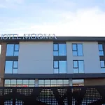 Mooma Hotel