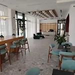 Mooma 4*