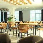 Mooma Hotel