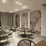 Mooma Hotel