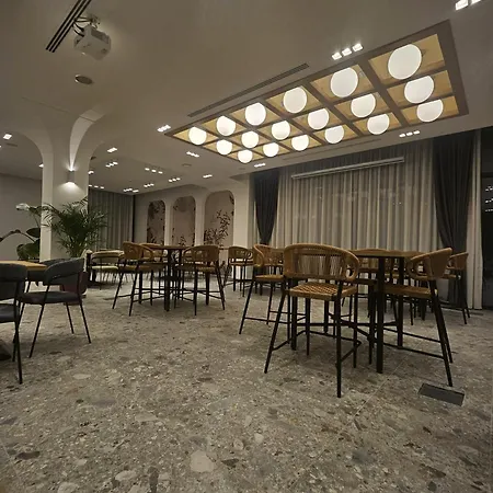 Mooma 4*