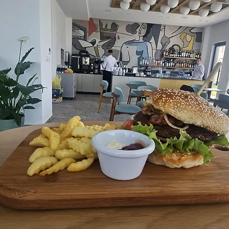 Mooma Szálloda Szkopje